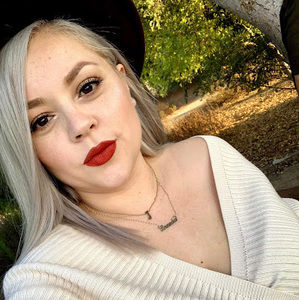 Meet your Posher, Brenda